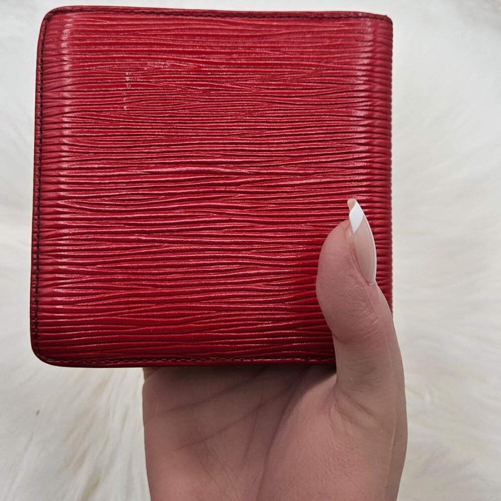 LV Red Epi Bifold Wallet - Picture 4 of 16